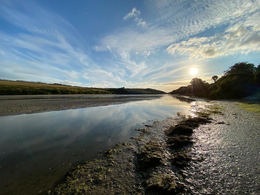 2 Chatsworth Riverscape Apartments - Peaceful Apartment In Great Location With Free Parking Overlooking The Gannel Just A Short Walk From Newquays Incredible Beaches And Local Amenities New Quay Exterior foto